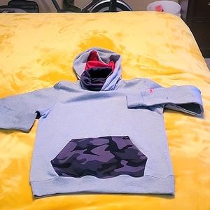 Spalding Boy's Size 14/16 Masked Hoodie
